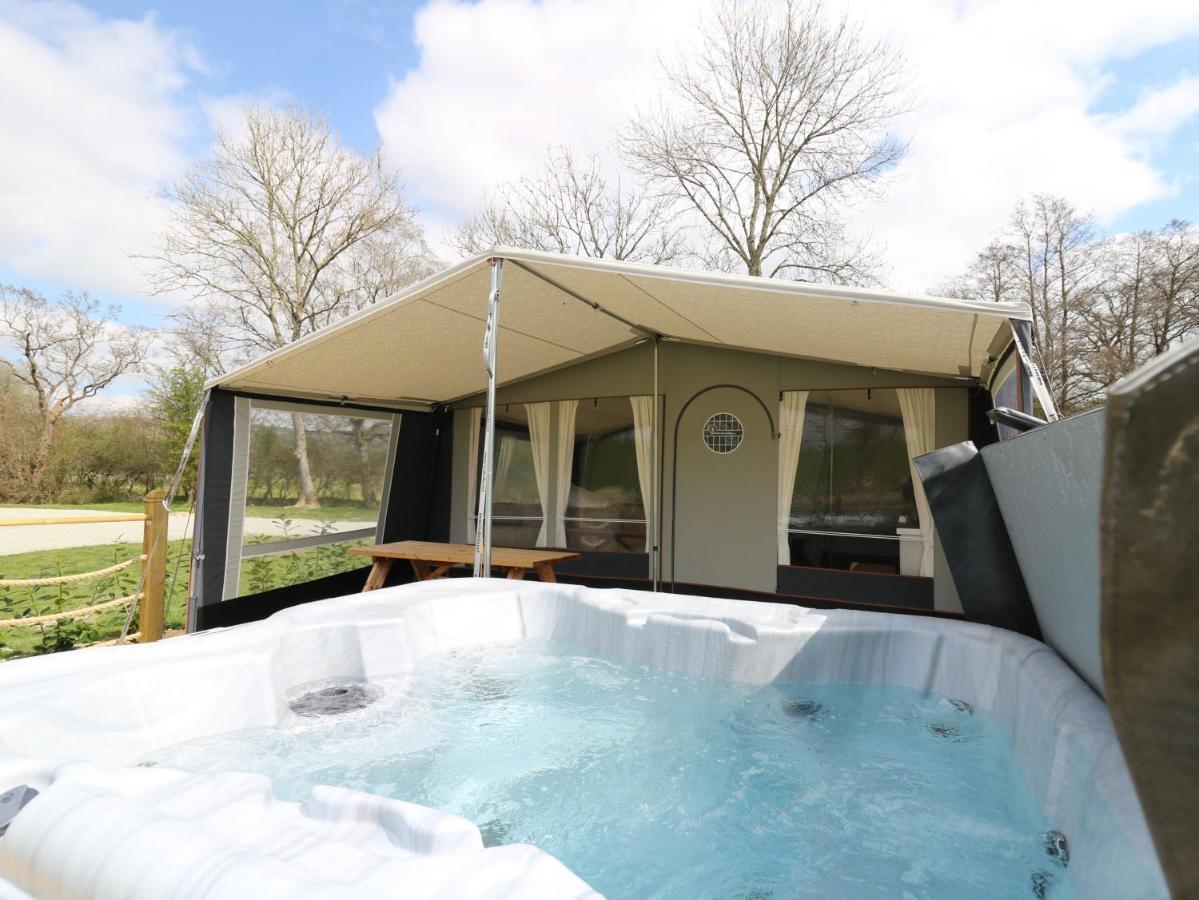 Salmon Villa Nantmel Luaran gambar